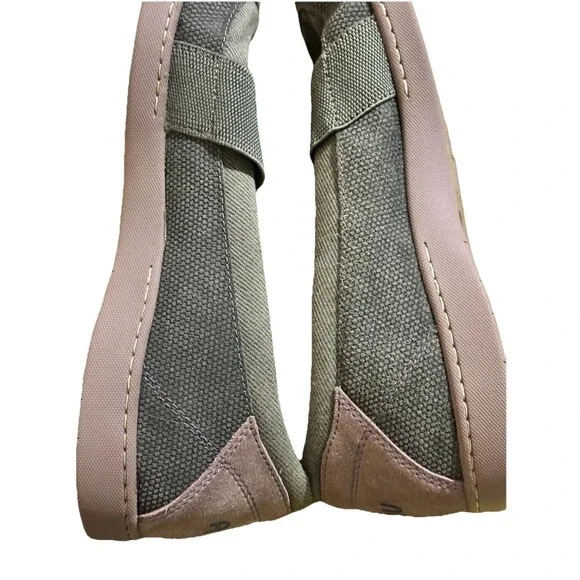 Ahnu by Teva Telegraph Women's Size 10 Mary Jane Flats Grey Pink Polka Dot Sport - Picture 5 of 14